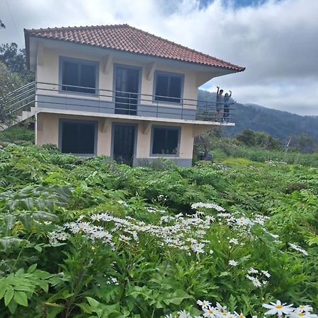 Villa Correia - Ribeiro Frio São Roque do Faial Exteriör bild